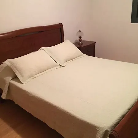 With 2 Bedrooms In Funchal, With Wonderful Sea View, Furnish *